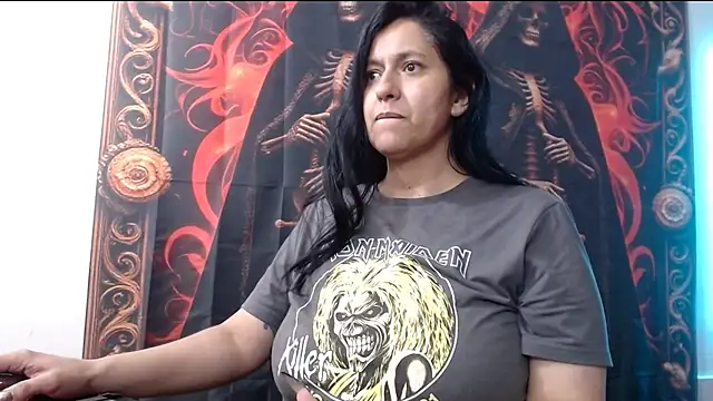 Snapshot of holydeath_1 chatting on July 4, 8:26 pm holydeath 1 online show from July 4, 8:26 pm