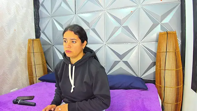 Snapshot of GreciaFox1 chatting on January 8, 11:56 am GreciaFox1 online show from January 8, 11:56 am