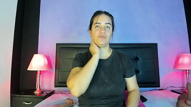 Snapshot of GreciaFox1 chatting on March 2, 12:23 pm GreciaFox1 online show from March 2, 12:23 pm