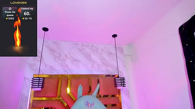 Luciifeer  online show from September 28, 12:10 pm