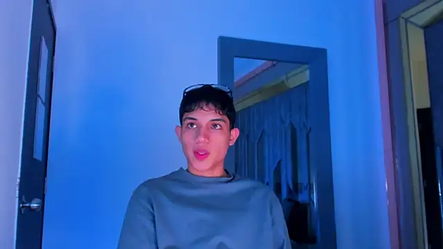 Sebax Young online show from April 13, 8:47 pm