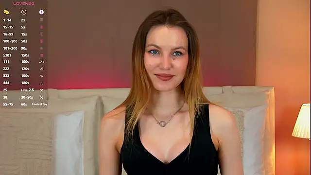 Snapshot of YungTessa chatting on February 20, 5:57 pm YungTessa online show from February 20, 5:57 pm