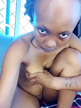 SeffieLucy online show from November 14, 9:30 am