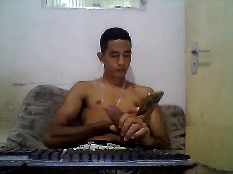 malvadinho69134 online show from October 9, 5:49 am