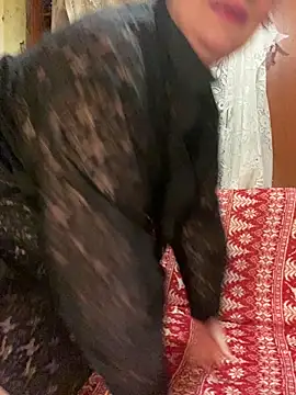 FetishIris online show from March 2, 3:09 am