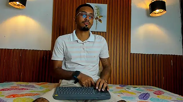 Snapshot of Darwin_mayo chatting on January 14, 5:18 pm Darwin mayo online show from January 14, 5:18 pm