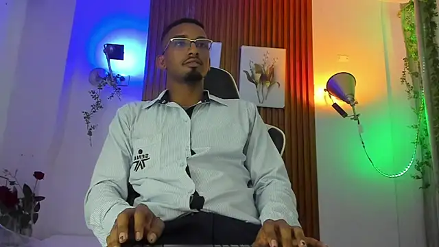 Snapshot of Darwin_mayo chatting on March 2, 5:09 pm Darwin mayo online show from March 2, 5:09 pm