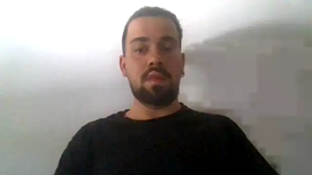 Snapshot of divolvuhot chatting on March 26, 10:54 am divolvuhot online show from March 26, 10:54 am