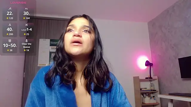Roxxi 2110 online show from July 5, 4:41 am