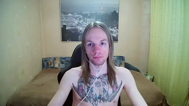 AdamDickens online show from April 18, 6:23 pm