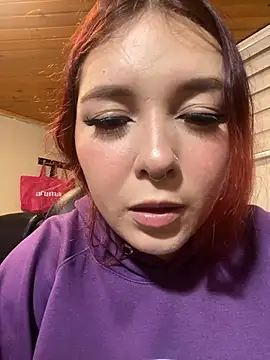 Karen18 boobs online show from March 19, 1:42 am