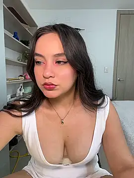 lunatorch online show from April 18, 4:11 pm