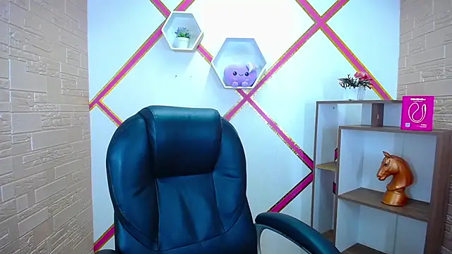 Blake Mils online show from November 25, 6:41 pm