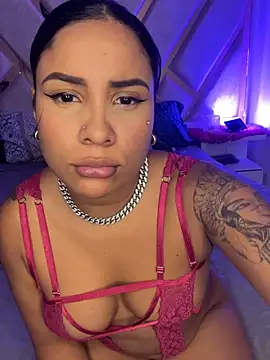 MarianaaSantos online show from March 31, 4:35 am