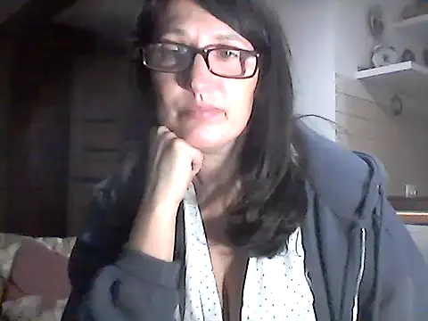 Elena48324 online show from March 12, 6:36 pm