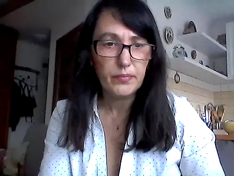 Elena48324 online show from April 25, 12:41 pm