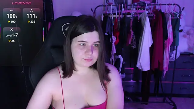 Snapshot of AmyVibess chatting on June 23, 6:06 pm AmyVibess online show from June 23, 6:06 pm