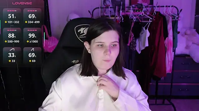 Snapshot of AmyVibess chatting on July 17, 6:02 pm AmyVibess online show from July 17, 6:02 pm