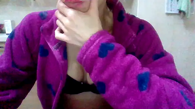 Kelly80 online show from February 7, 3:43 am