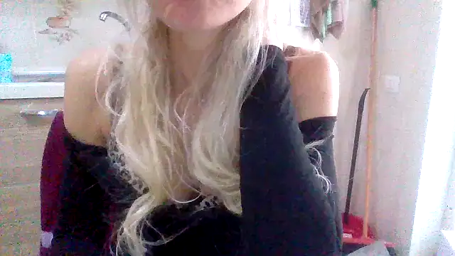 Kelly80 online show from April 14, 2:56 pm