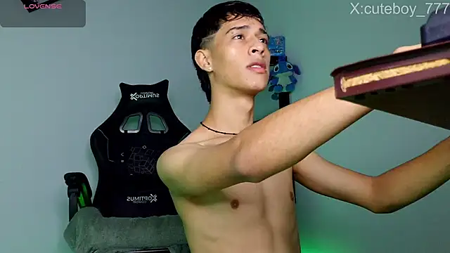 Danny cute 05 online show from November 7, 10:04 am