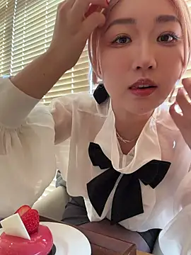 winter11 online show from February 6, 5:12 am