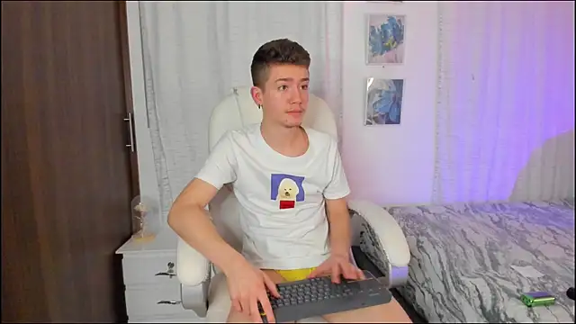 ThiagooJames online show from September 29, 2:27 am