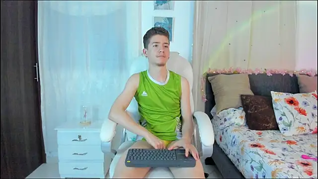 ThiagooJames online show from November 3, 3:41 am