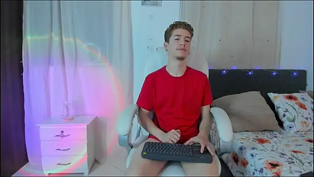 ThiagooJames online show from January 9, 5:43 am