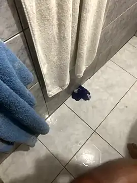 Snapshot of Lamar180 chatting on January 14, 7:08 pm Lamar180 online show from January 14, 7:08 pm