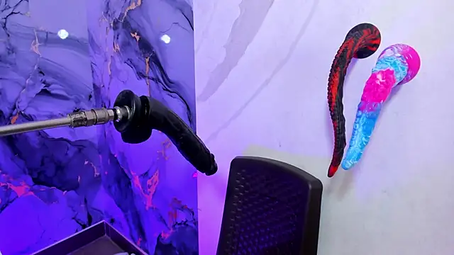 Emily Evo online show from July 11, 12:08 pm