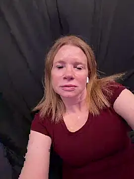 JulieHolliday online show from May 16, 7:34 pm