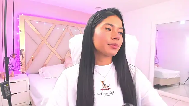 samantaa shy online show from February 7, 3:10 am