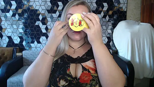 NikaSkylink online show from February 4, 5:24 am