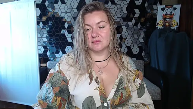 NikaSkylink online show from May 12, 4:53 am