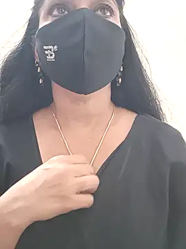 Snapshot of shivani27 chatting on November 29, 5:05 pm shivani27 online show from November 29, 5:05 pm