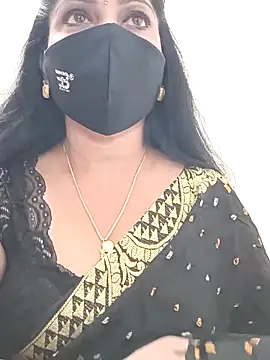 Snapshot of shivani27 chatting on December 21, 12:23 pm shivani27 online show from December 21, 12:23 pm