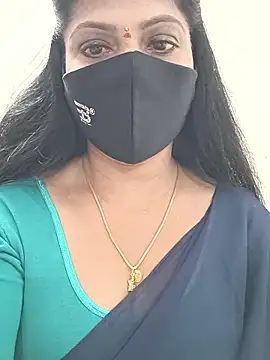 Snapshot of shivani27 chatting on January 7, 3:14 pm shivani27 online show from January 7, 3:14 pm