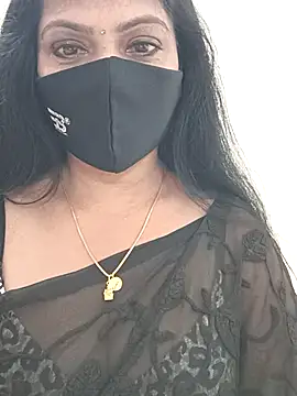 Snapshot of shivani27 chatting on January 8, 2:30 pm shivani27 online show from January 8, 2:30 pm