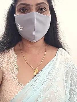 Snapshot of shivani27 chatting on January 12, 4:23 pm shivani27 online show from January 12, 4:23 pm