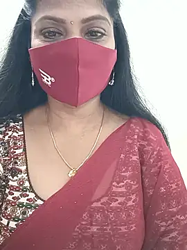 Snapshot of shivani27 chatting on January 13, 3:39 pm shivani27 online show from January 13, 3:39 pm