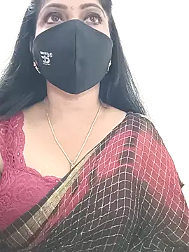 Snapshot of shivani27 chatting on February 1, 12:48 pm shivani27 online show from February 1, 12:48 pm