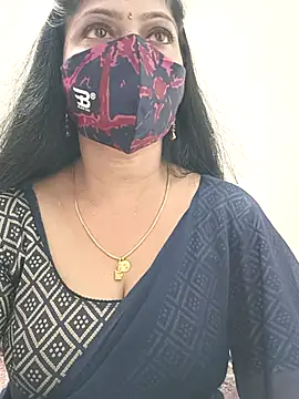 Snapshot of shivani27 chatting on March 14, 8:09 am shivani27 online show from March 14, 8:09 am