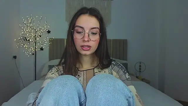 Real cutie1 online show from February 9, 1:59 pm