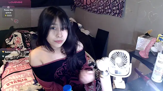 London Ray online show from February 11, 5:23 am