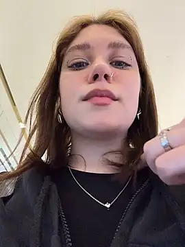 Snapshot of lucy-joy chatting on June 26, 8:30 am lucy-joy online show from June 26, 8:30 am