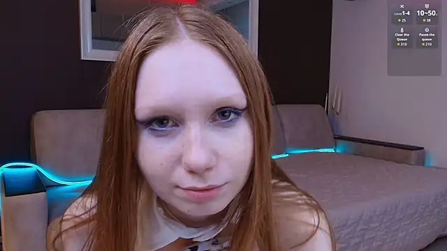 Snapshot of FoxyMira chatting on May 7, 5:07 pm FoxyMira online show from May 7, 5:07 pm
