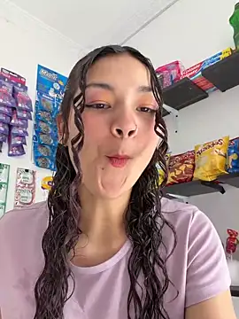 Camilla Miller01 online show from March 25, 7:20 pm