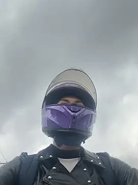 Camilla Miller01 online show from April 28, 6:13 pm