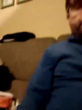 Snapshot of ynroh_87 chatting on February 20, 5:57 pm ynroh 87 online show from February 20, 5:57 pm